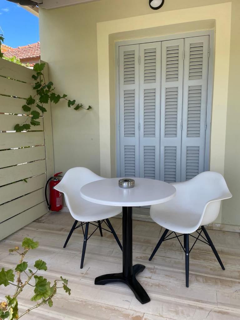 Dada'S Cottage Argyrades Exterior foto